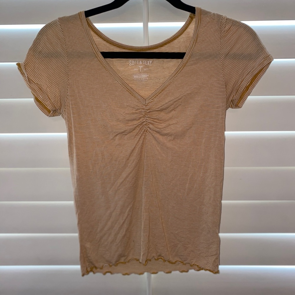 American eagle V neck Tshirt